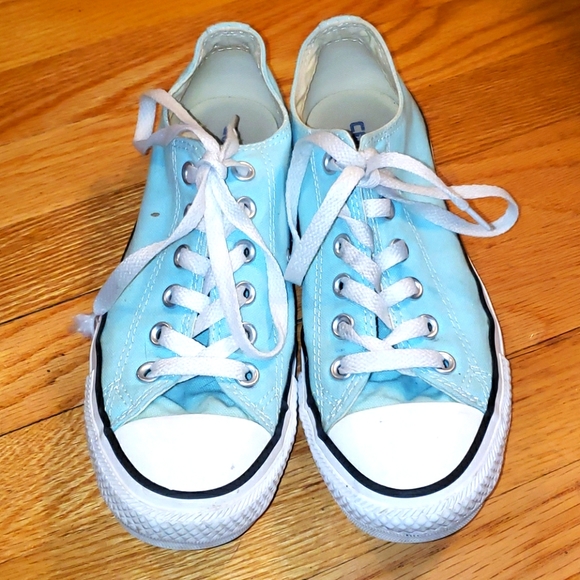 Converse low top Chucks sneakers mint green 7